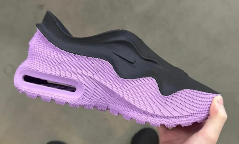 耐克推出首款双色一体3D打印成型运动鞋Air Max 1000