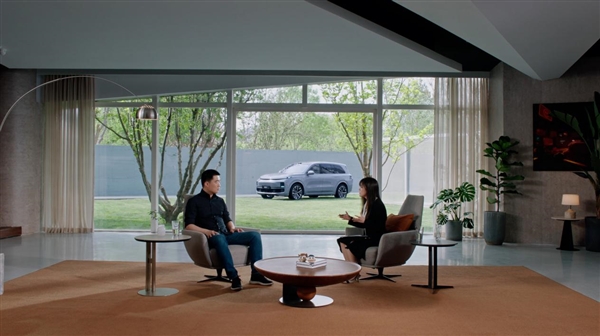 李想：理想VLA司机大模型 就是从动物进化到人类