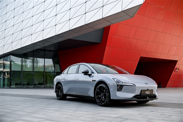 同级最强图灵AI辅助驾驶上车！小鹏Mona M03 Max亮相：本月交付