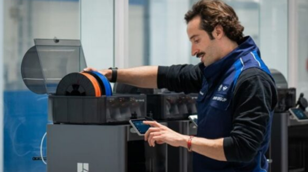 宝马通过3D打印推动回收利用