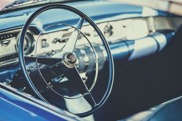 博世中国区CEO称特斯拉FSD断代领先国内方案：极度自信、安全和舒适