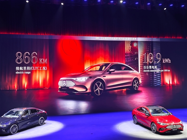 奔驰联手Momenta推出全新智驾系统:全新纯电CLA首搭 支持车位到车位