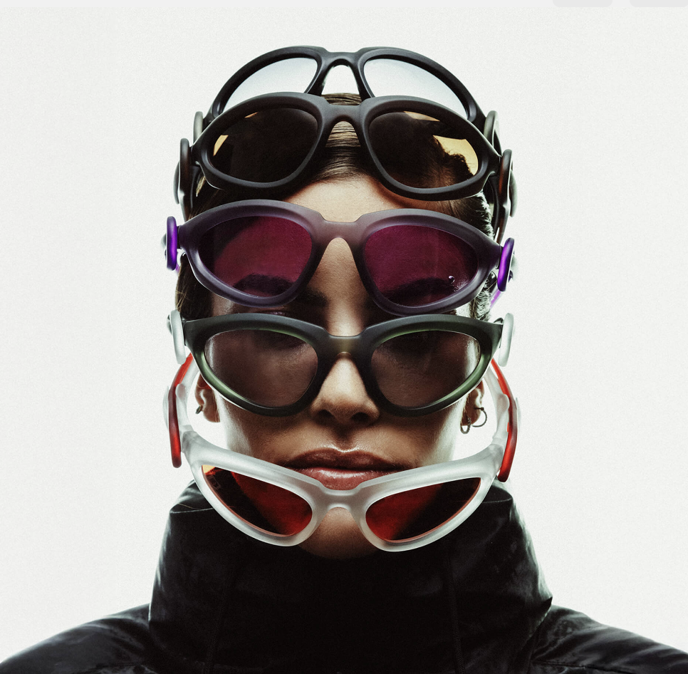 Clara Berry的首个眼镜系列：Sasha。图片来源：Visages