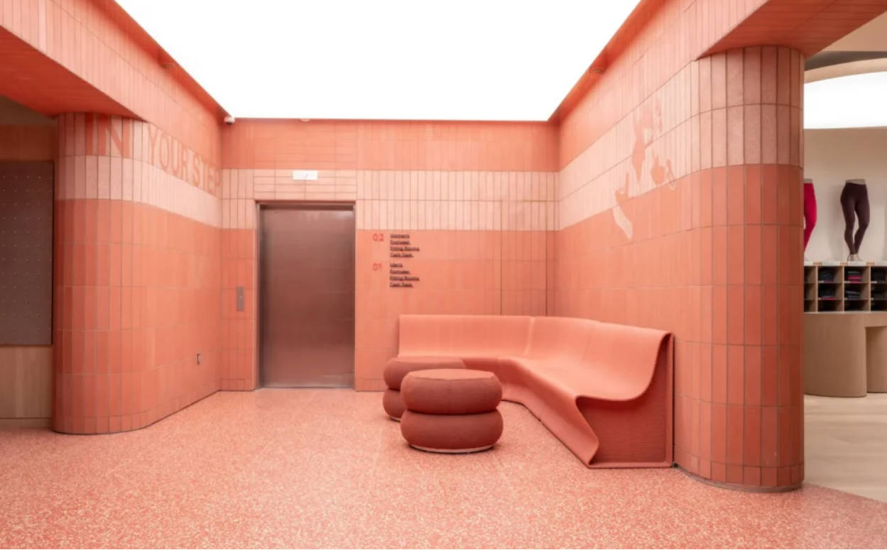 Lululemon旗舰店启用3D打印座椅 引领零售空间可持续创新