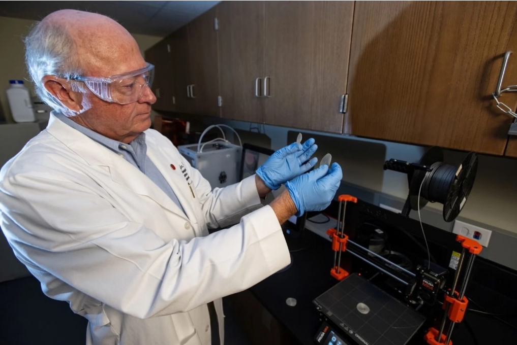 迈克尔·雷普卡，密西西比大学药学院药剂学和药物输送杰出教授