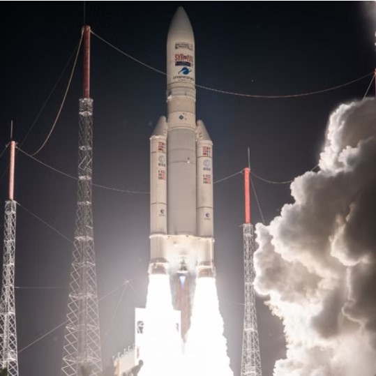 阿丽亚娜5号VA261火箭发射 阿丽亚娜5号VA261火箭发射