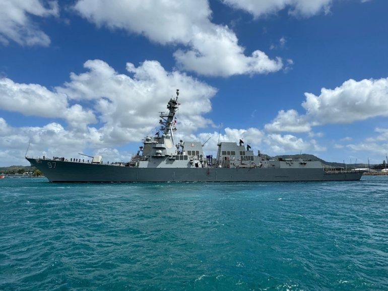美国海军哈尔西号（DDG 97）